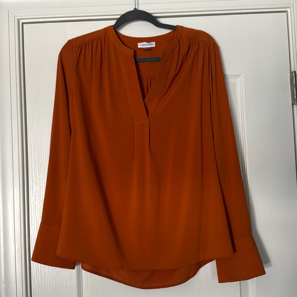 Women’s Calvin Klein burnt orange blouse, Size: Large
